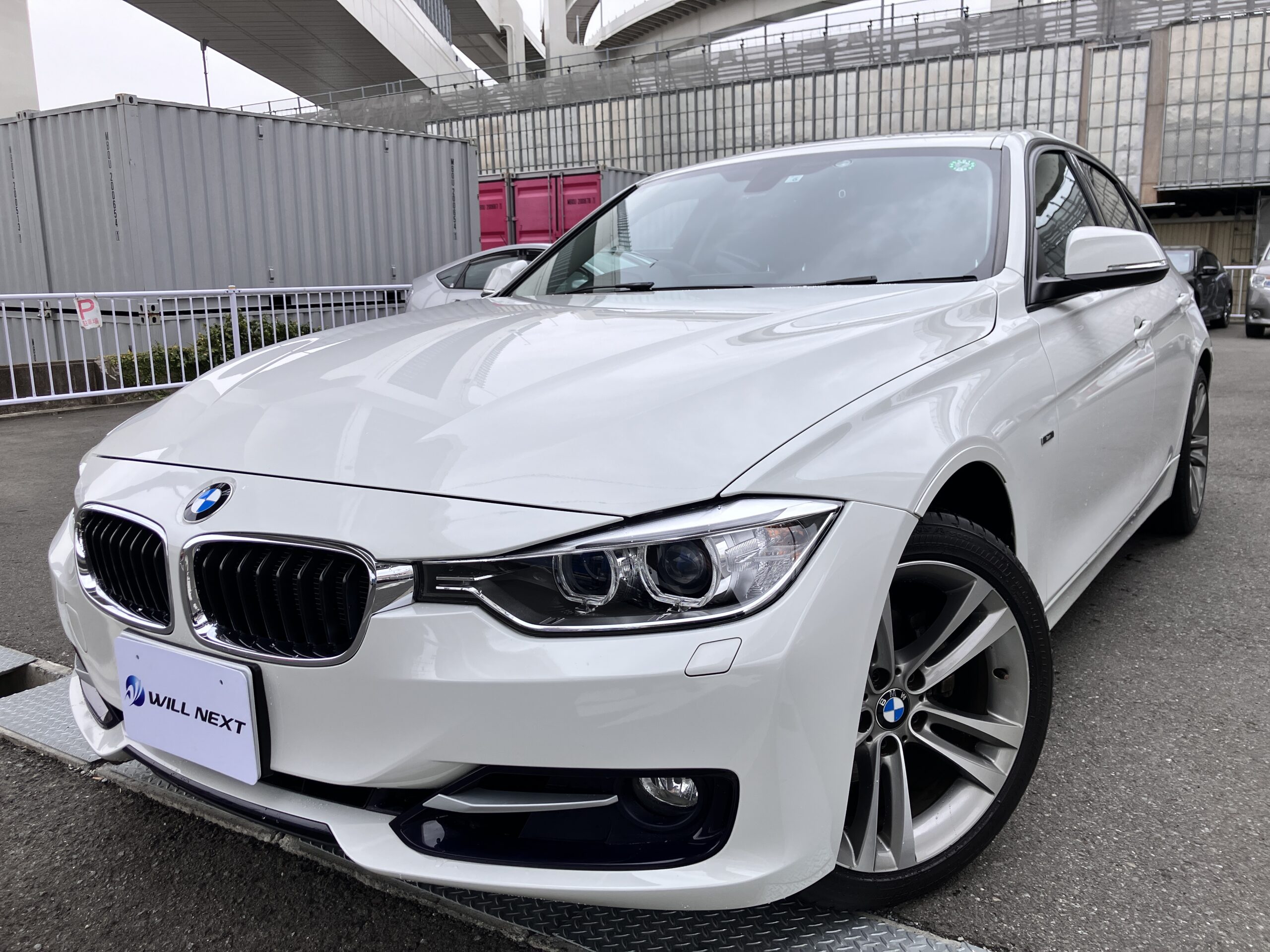 BMW 3シリーズ 320iスポーツ