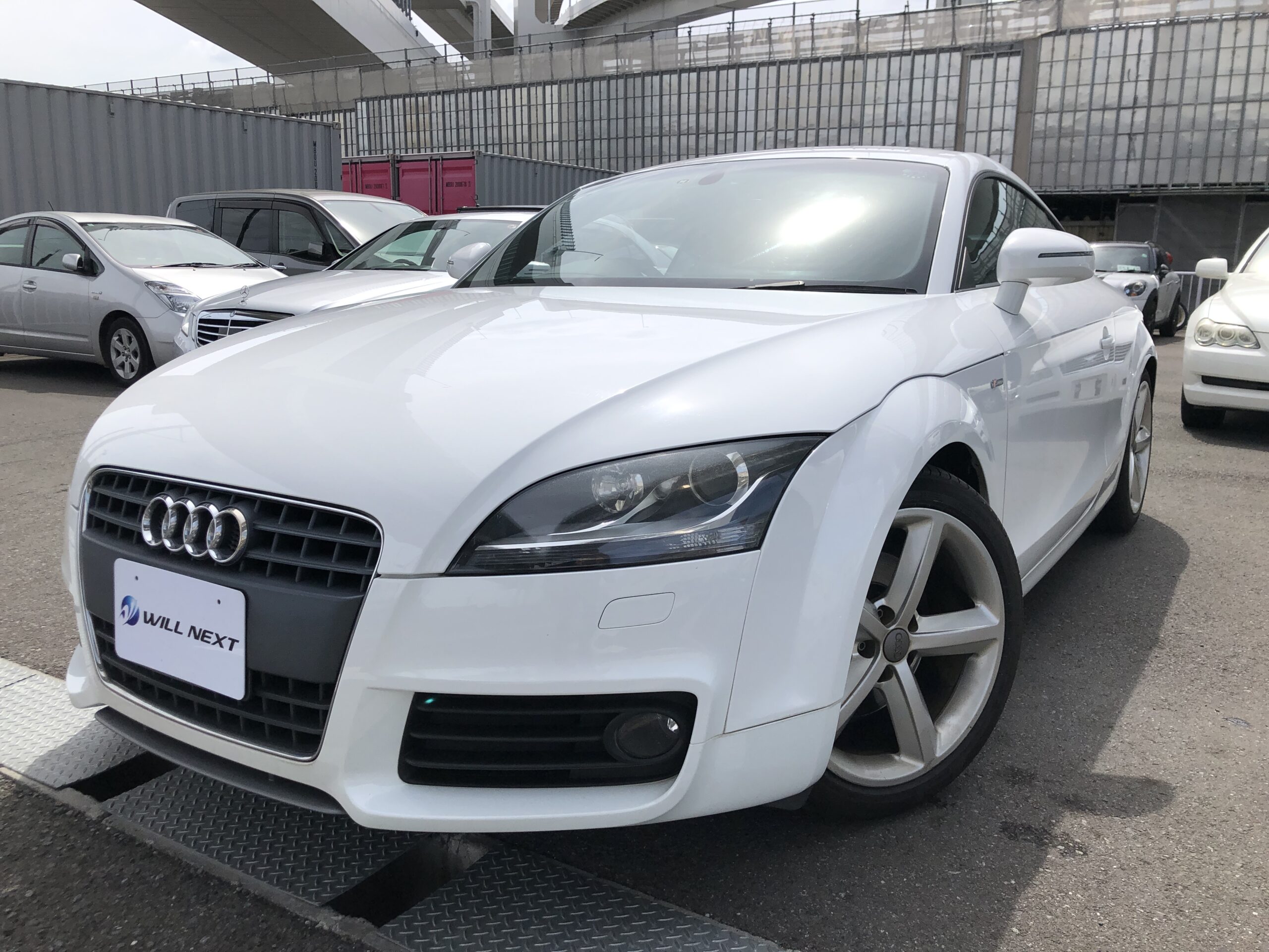 アウディ TTクーペ 2.0TFSI Sラインパッケージ