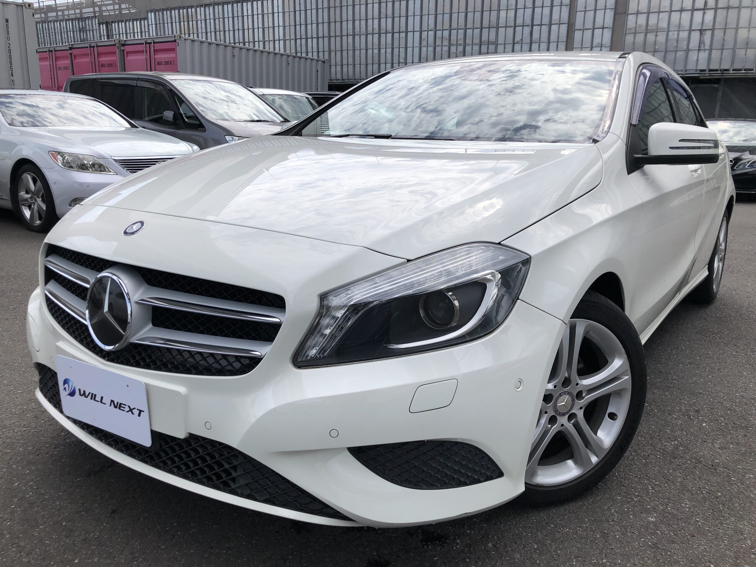 メルセデスベンツ Aクラス A180BlueEFFICIENCY