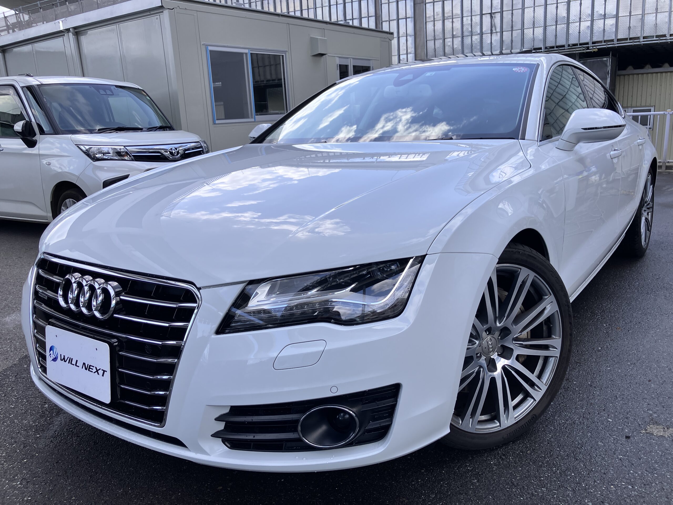 アウディ A7スポーツバック