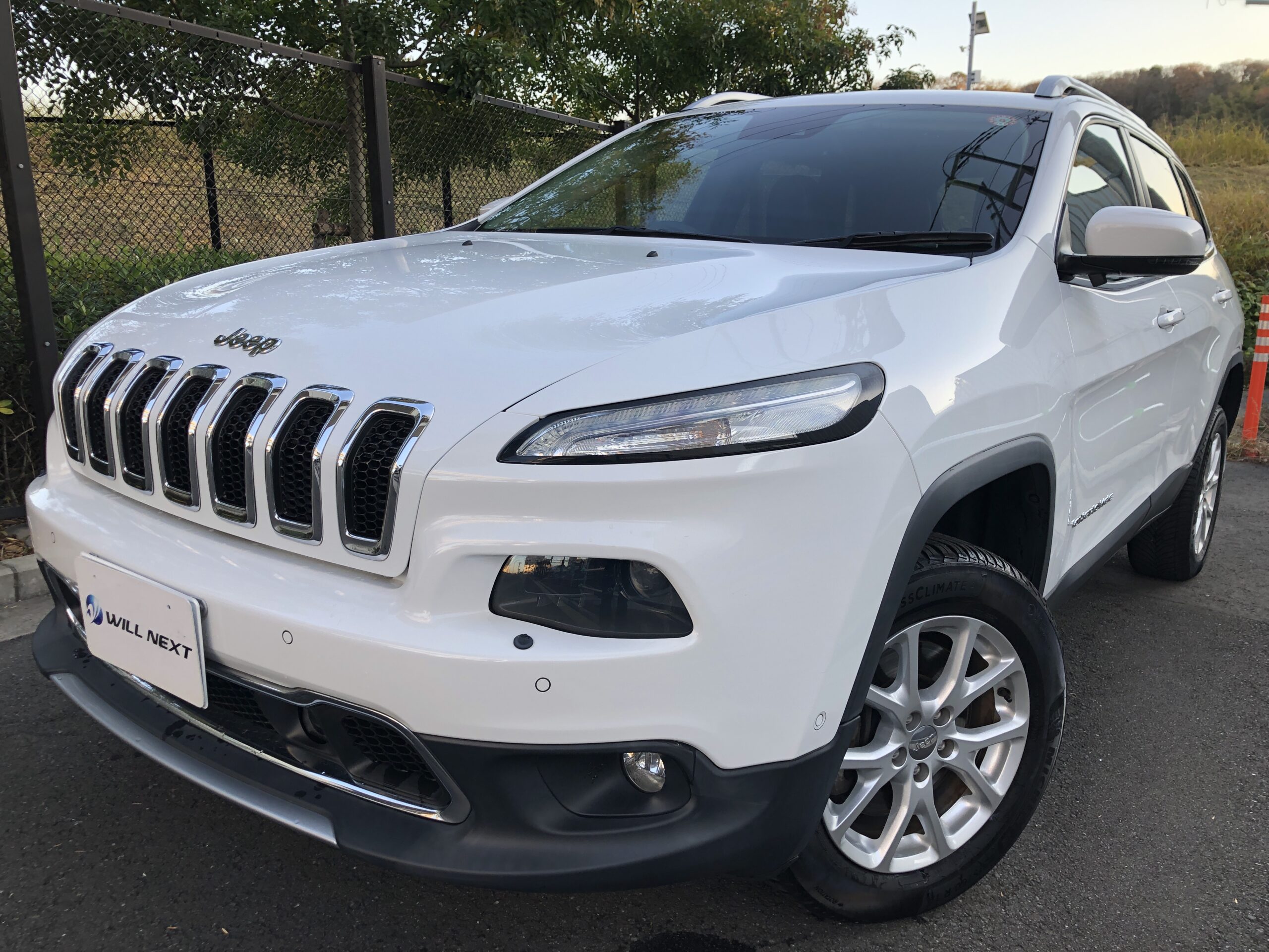 ジープ チェロキー リミテッド 4WD